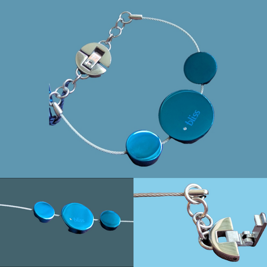 Bliss Damen Armband Edelstahl Kreise blau an Drahtseil 3er Collage Komplett und Detailansicht