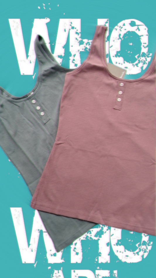 Bench Damen Top 2er Pack mint/orchidee Gr. 36/38 Vorderansicht mit grünem Hintergrund mit weißer Schrift